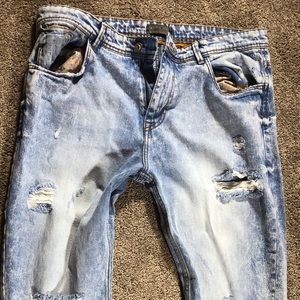 Pre Owned Zara Man Denim distressed jeans